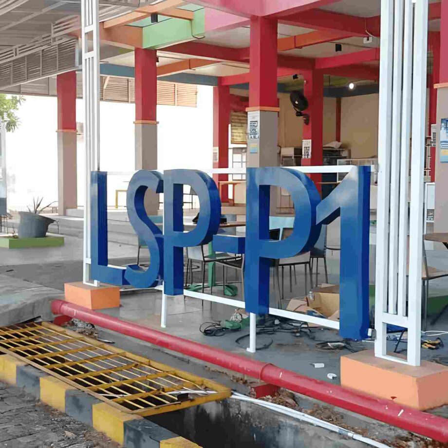 Tulisan Timbul Purworejo